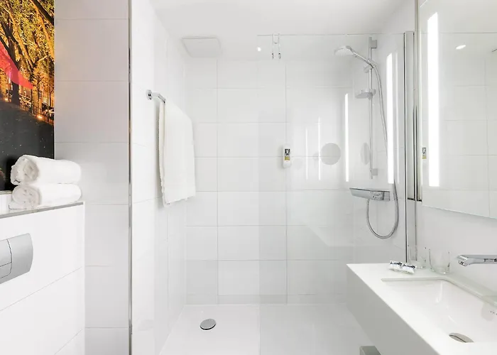 Ξενοδοχείο Mercure Zentrum 3*