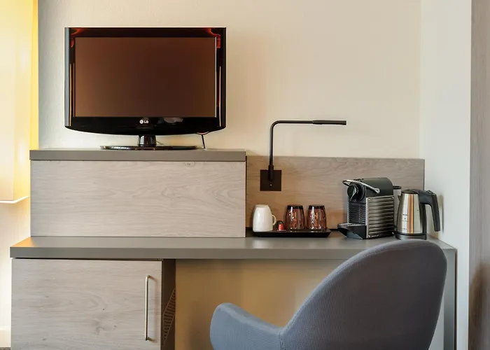 酒店 杜塞尔多夫中心区美居酒店 3*