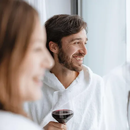 メルキュール ツェントラム 3* デュッセルドルフ