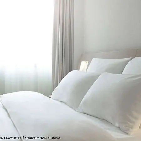מלון Mercure Zentrum 3*