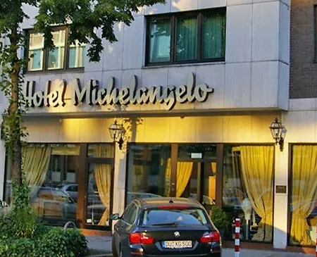 Mercure Zentrum מלון