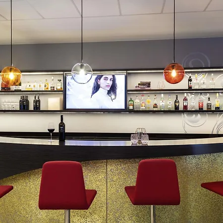 Отель Mercure Zentrum 3*